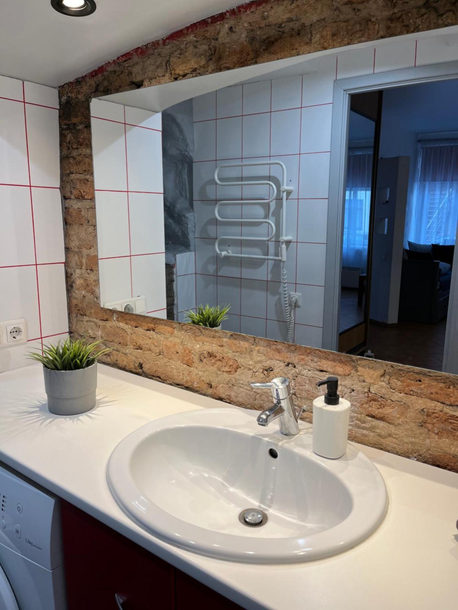 Old Studio Apartment Vilnius Exterior photo